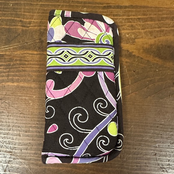 Vera Bradley Accessories :Curling Iron Cases, Eyeglass Case, Wristlet, Card Case - Picture 10 of 13